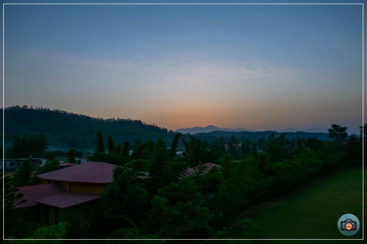 Aura Corbett Resort Corbett National Park Exterior photo
